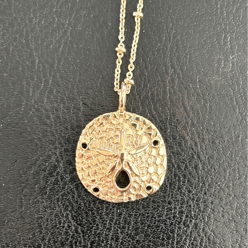 COPY - Lilly Pulitzer Sand Dollar Necklace